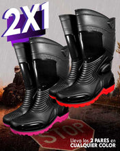 Cargar imagen en el visor de la galería, Botas Impermeables Racing 2x1®: Lleva 1 Par y de regalo llevas 1 Par adicional ¡GRATIS!