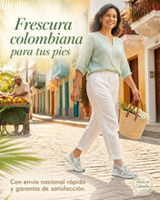 Cargar imagen en el visor de la galería, Gardenia: Zapatos Casuales de Mujer con Panel de Encaje Floral - Frescos y Elegantes