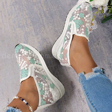 Cargar imagen en el visor de la galería, Zapatillas Ultra-Transpirables La solución definitiva para pies frescos en clima cálido. Material ultra-transpirable que mantiene tus pies secos todo el día.
