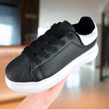 Cargar imagen en el visor de la galería, Nuevas Tendencias 2025® – Sneakers Ultra Confortables para un Estilo Moderno y Dinámico
