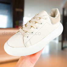 Cargar imagen en el visor de la galería, Nuevas Tendencias 2025® – Sneakers Ultra Confortables para un Estilo Moderno y Dinámico

